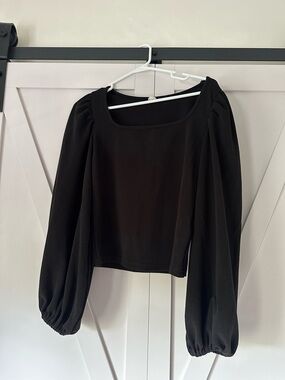 Black Long Sleeve Square Neck Top
